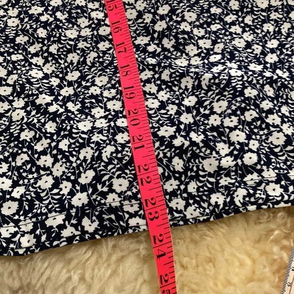 Chaps sleeveless top size L - Picture 7 of 7